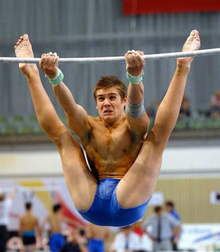 Guys athletes football players