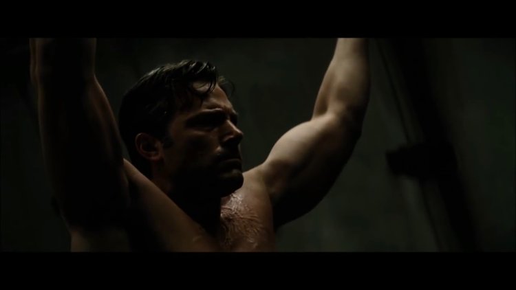 Ben Affleck shine naked