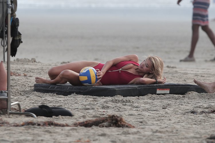 Kelly Rorbach Rescuers Malibu buns