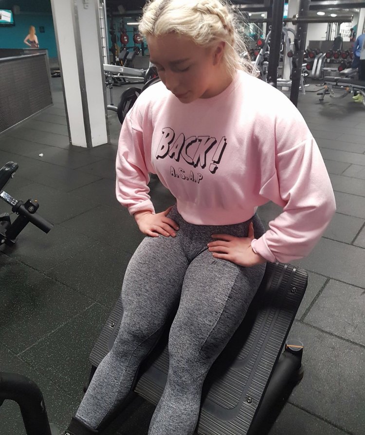 Kiera Aston Powerlifting
