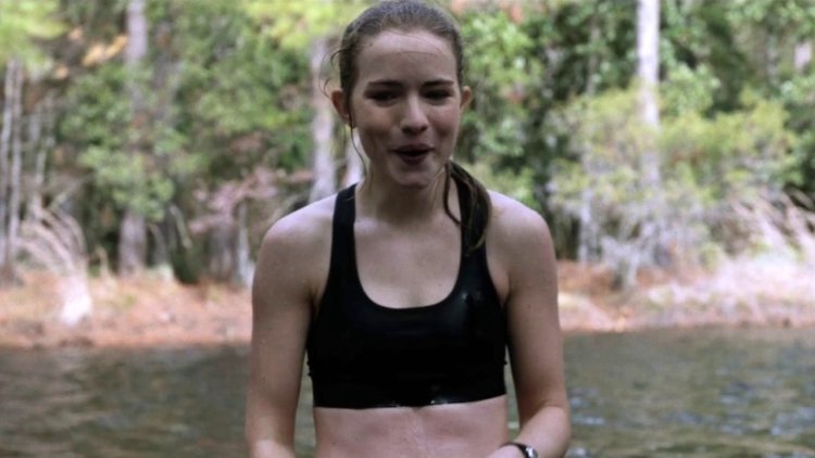 Willa Fitzgerald Bikini