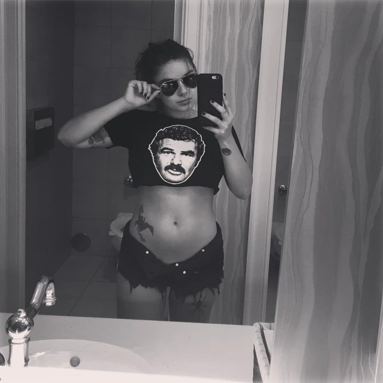 Actress Ariel Winter Sex