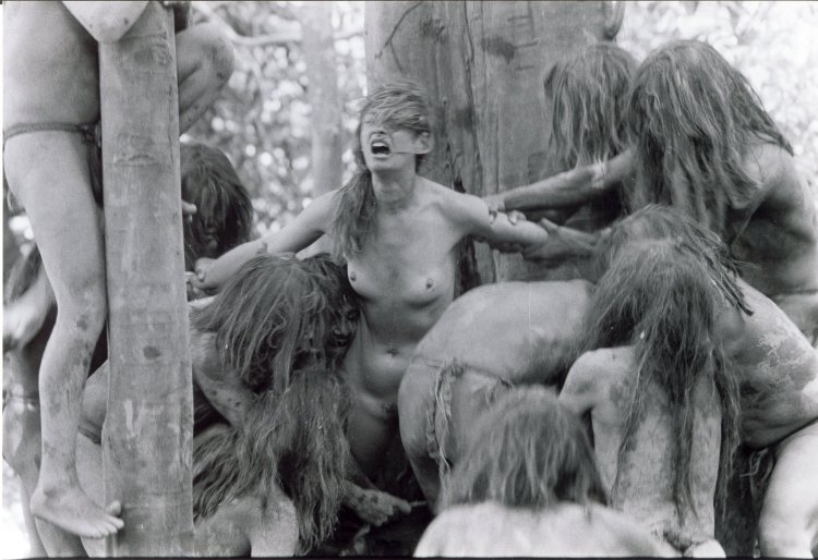 Monica Zanchi hell Cannibals