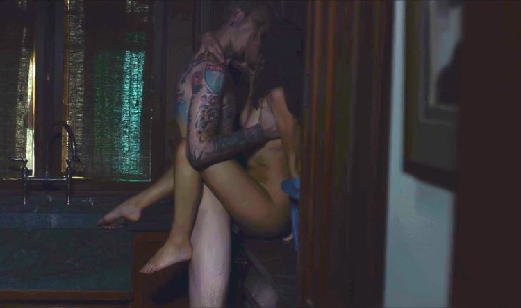 Bird Box Rosa Salazar