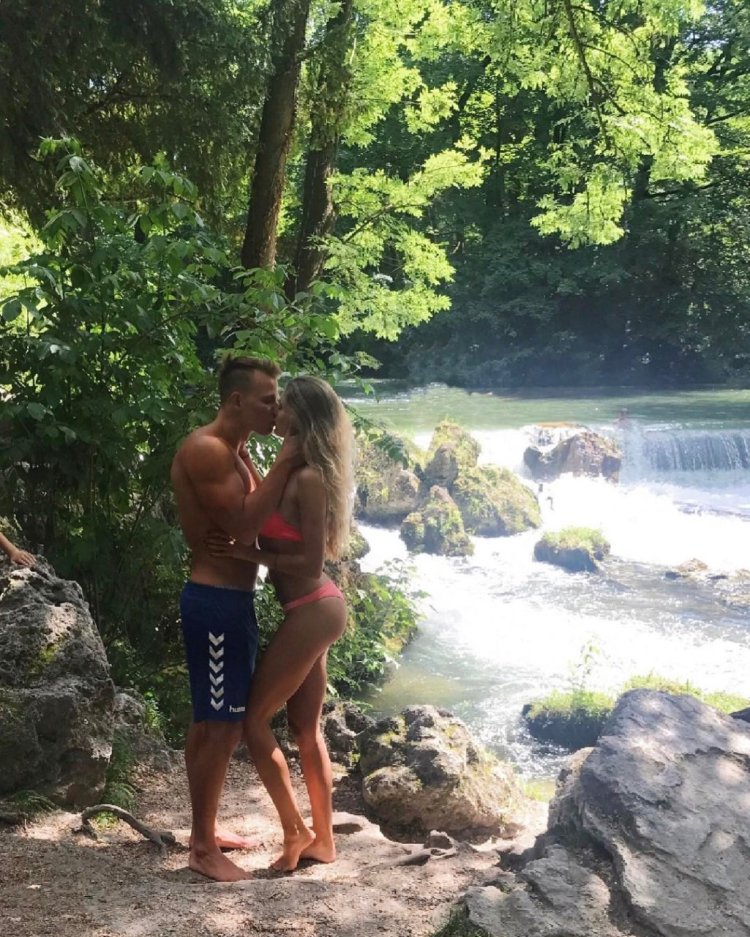 Alisa Schmidt with a guy