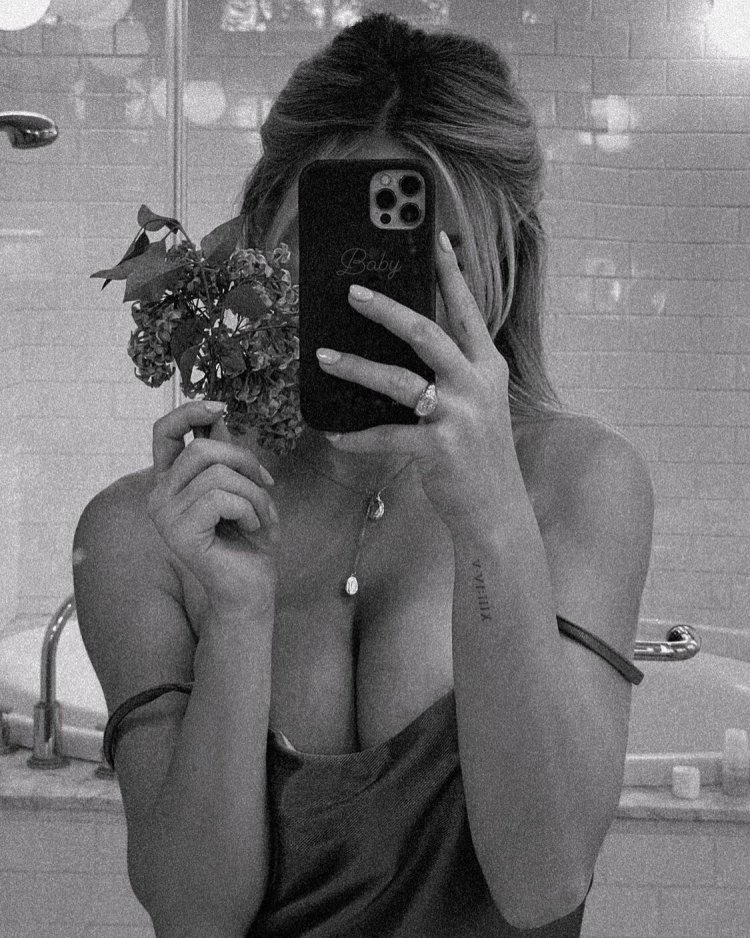 Stefani Knight Reddit naked