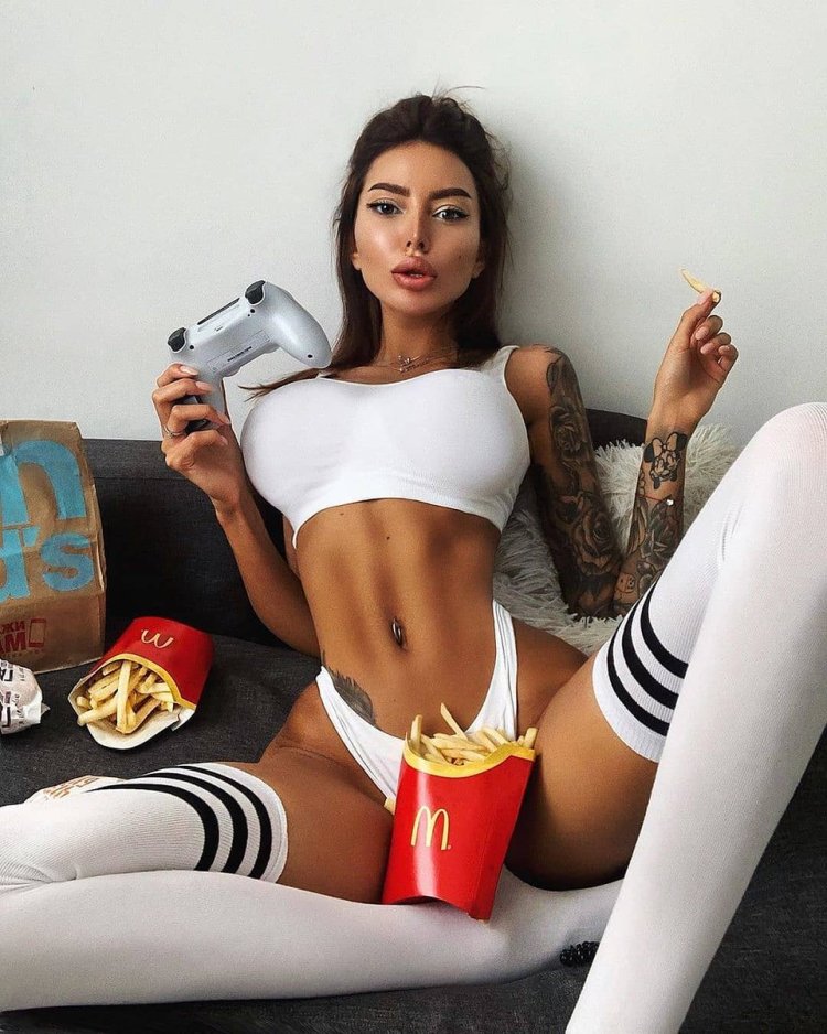 Alena omovych breast