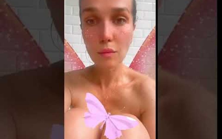 Camera plums are naked