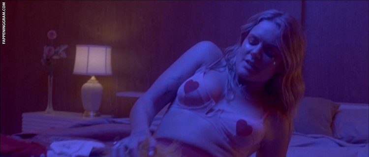 Singer tove lo naked breasts