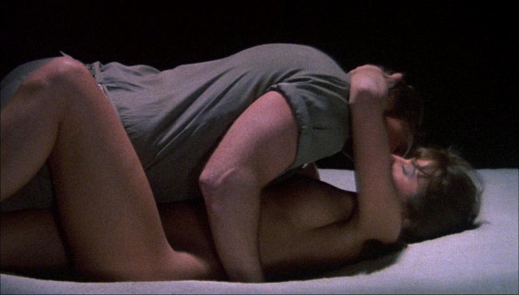 Gina Gerson naked anal