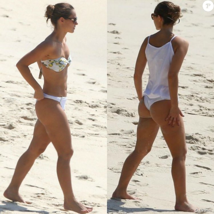 Paola Oliveira in bikini