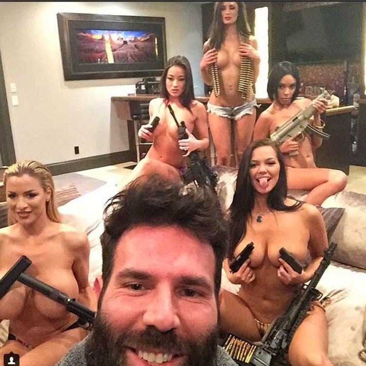 Dan Bilserian and his girls Nude
