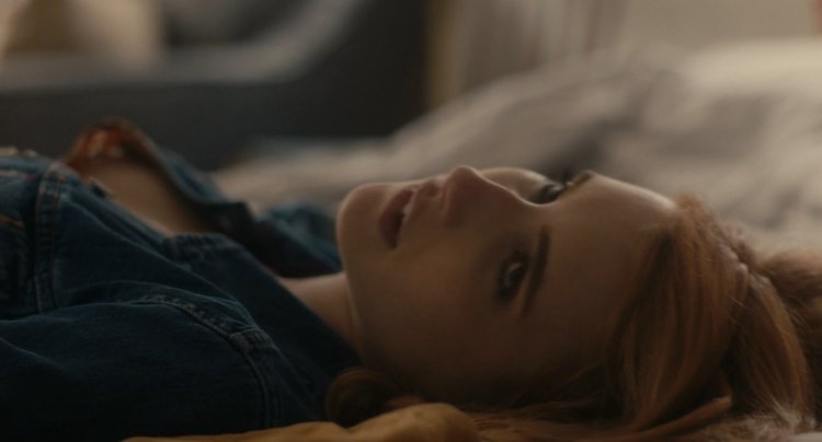 Emma Roberts hot scenes