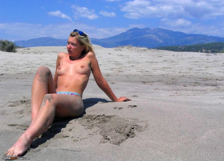 Watch out women on vacation nude