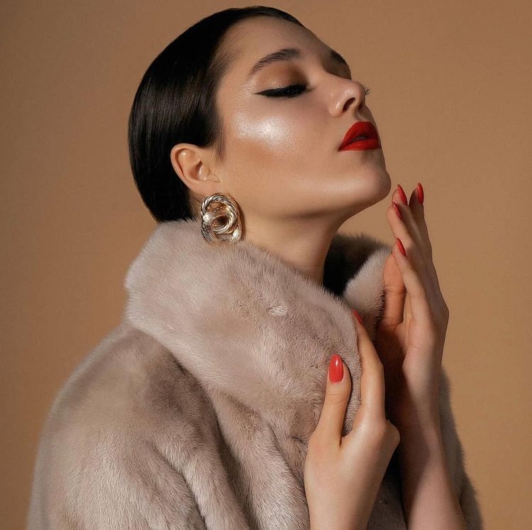 Mirra Folks in a swimsuit