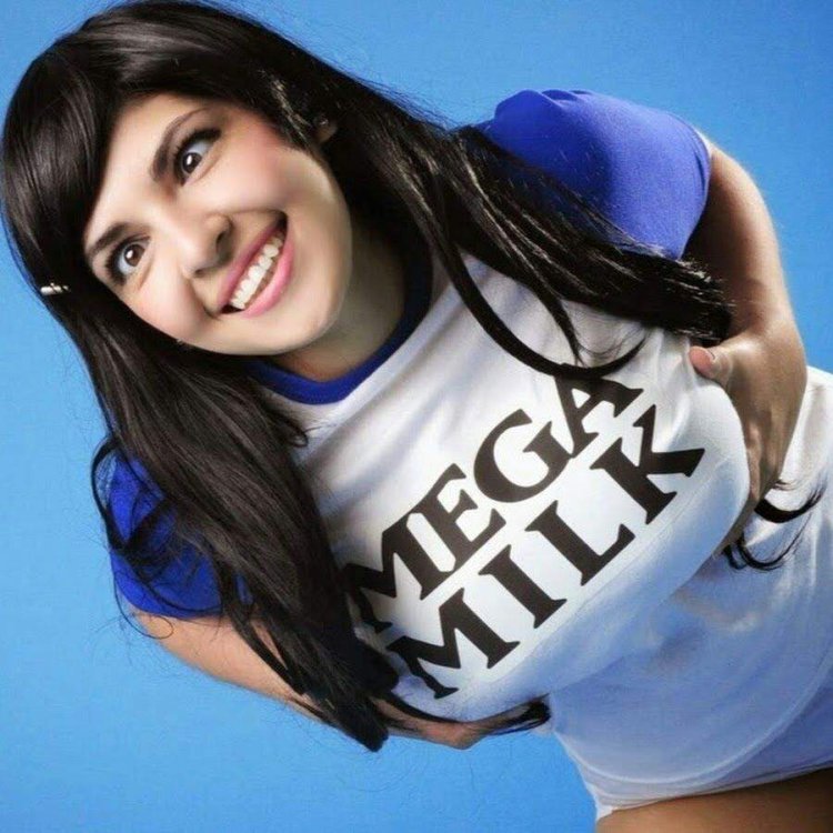Mega Milk Wendy