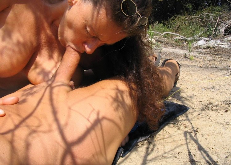 Public suction on the beach