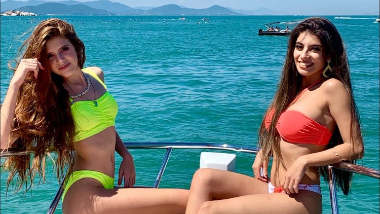 Modelo Julinha E Isabelle Hot