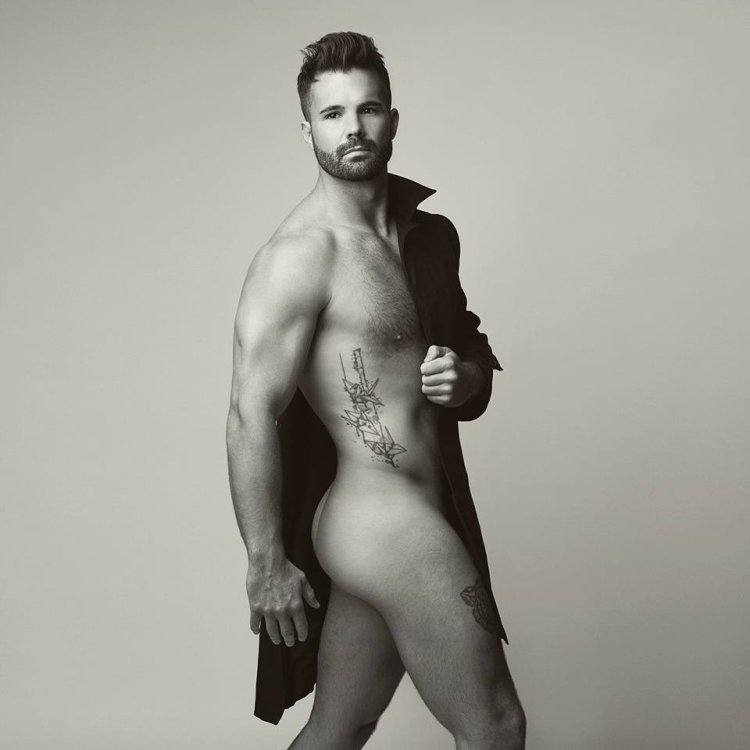 Free Naked Nude Male Men Celebrity Lookalikes