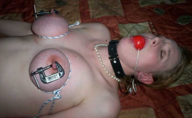 Hard BDSM of pregnant women