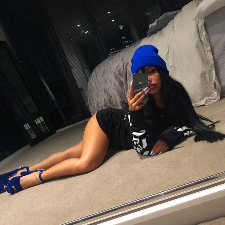 Gina Savaj Gina Savage