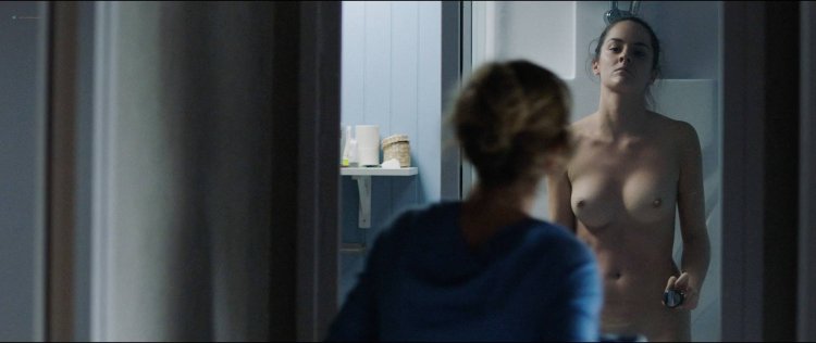 Elena Lyadova Soldier Decameron