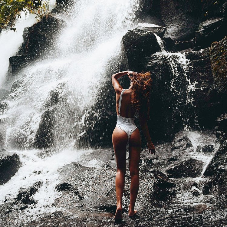 Jay Alvarez Valentina Fradirad Tits