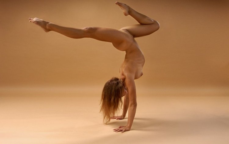 Beautiful naked gymnasts