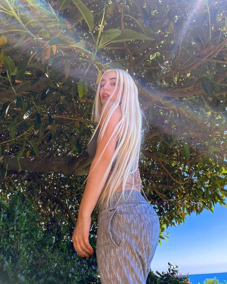 Ava Max 2020