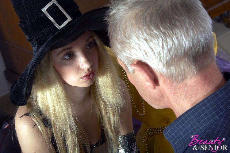 Beautyandthesenior actors