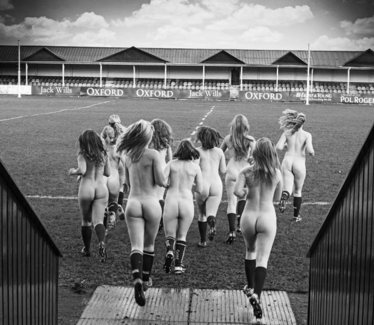 Naked British rugbyists