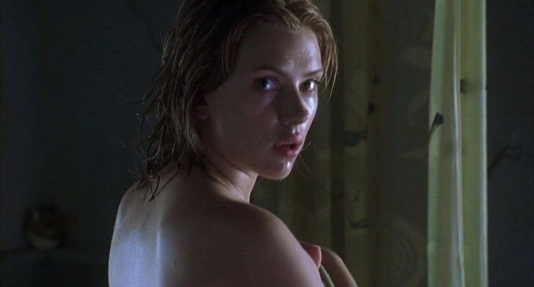 Scarlett Johansson Tits