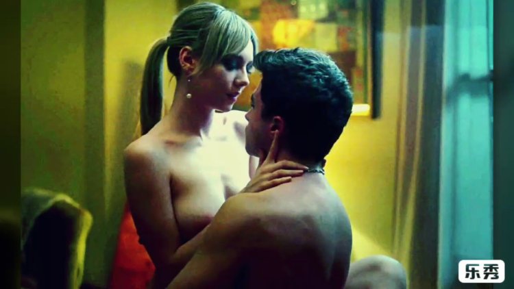 Esther Exposito hot scenes