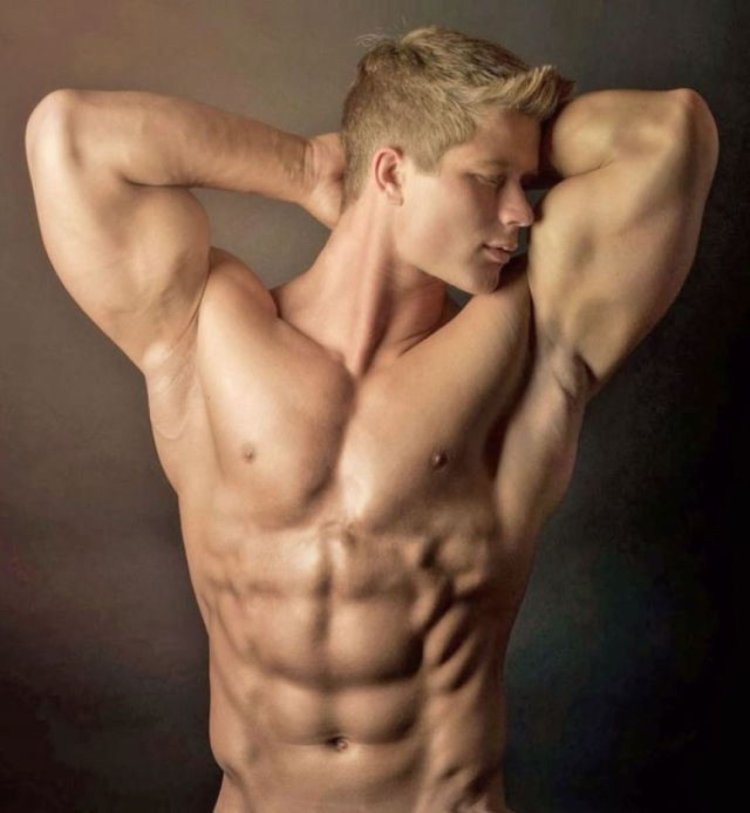 Ryan Sage model Naked