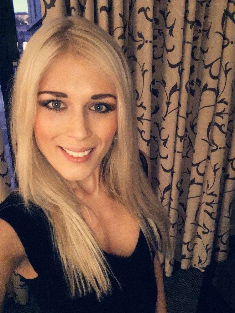 Sweet_cat Russian webcam model