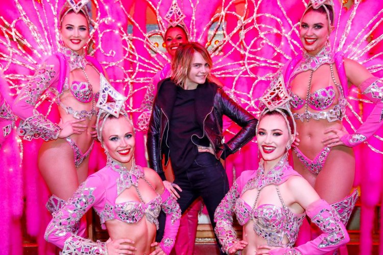 Moulin Rouge Paris Dancer