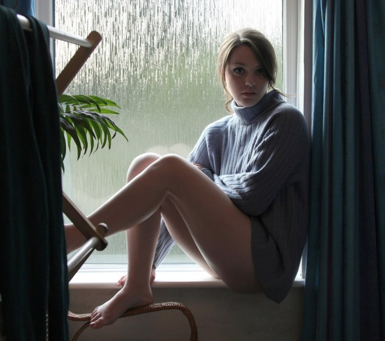 Anna Vladimirova (Imogen Dyer) Plum