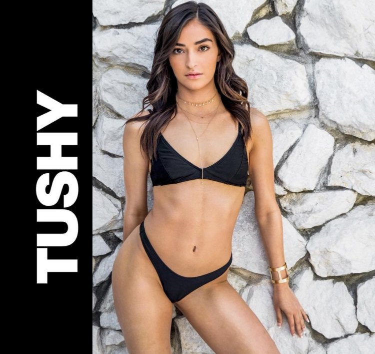 Martina Valkova legs