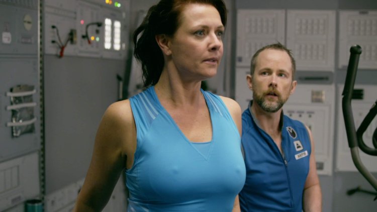 Amanda Tapping is hot