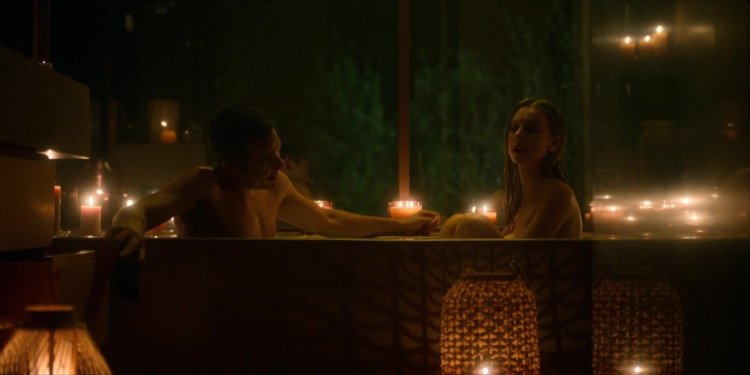 Esther Elite Elite bed scenes