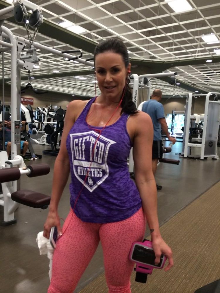 Kendra Last stripper