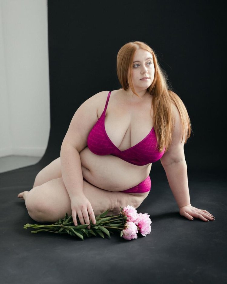 Emily Walden Model Nude