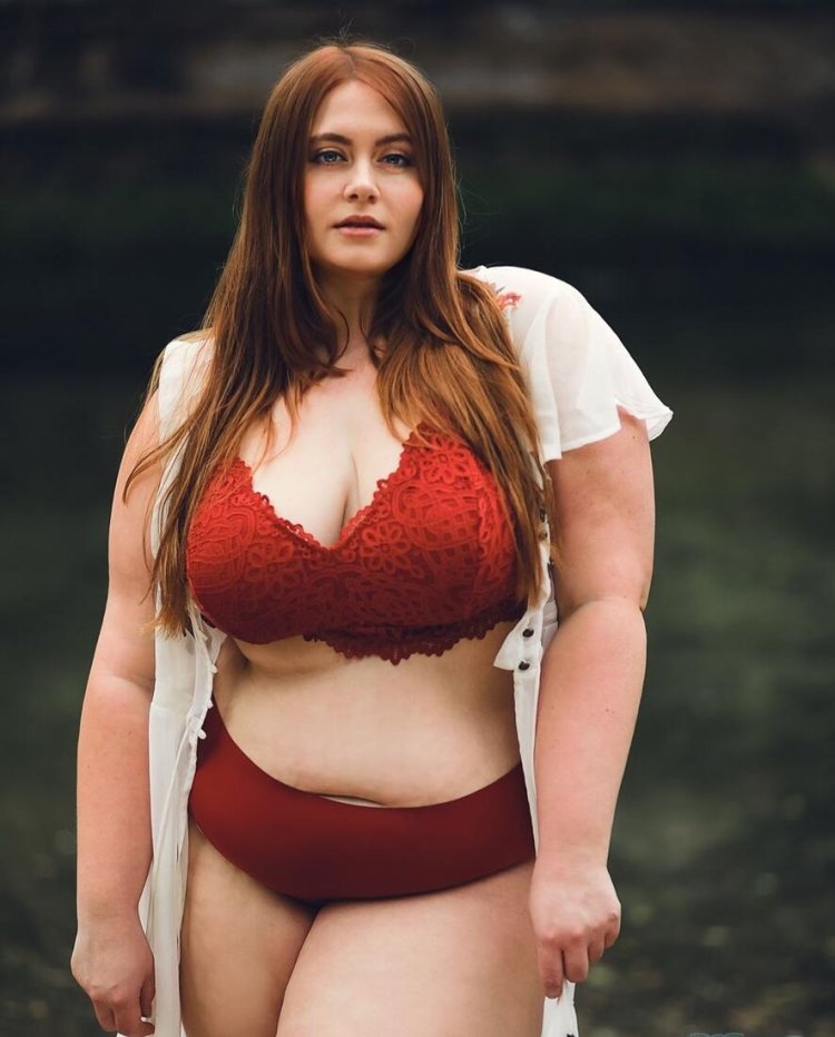 Emily Valden plus saz