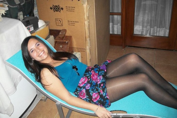 Amateur in pantyhose