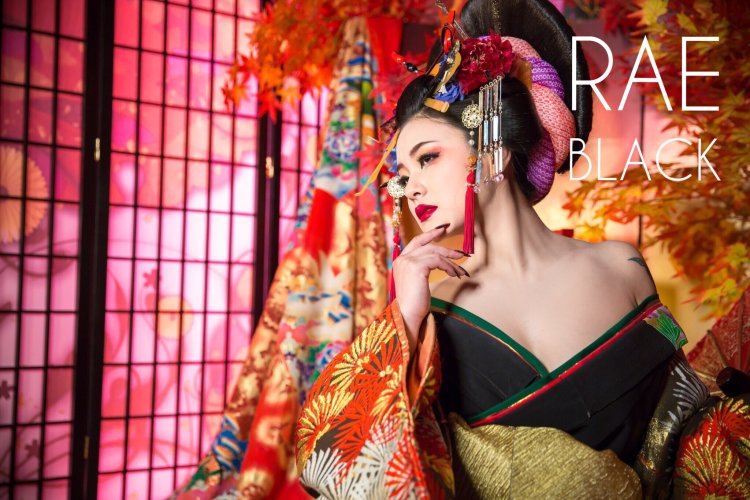 Victoria Rae Black in Kuni stockings