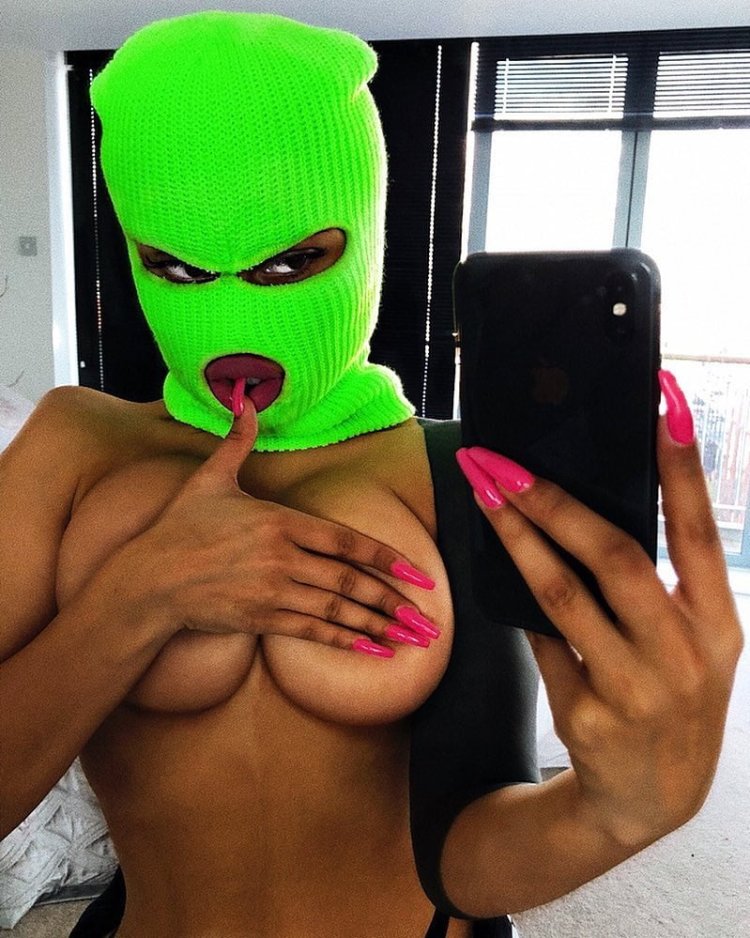 Gina Savaj Gina Savage naked