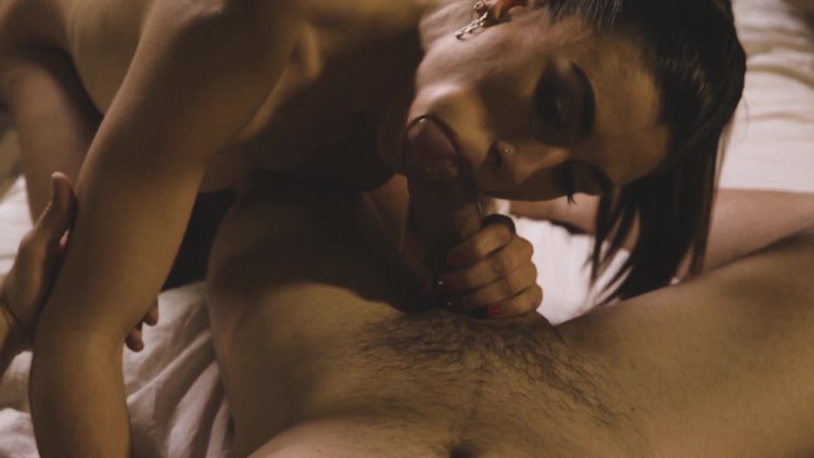 Mainstream Cinema Blowjob