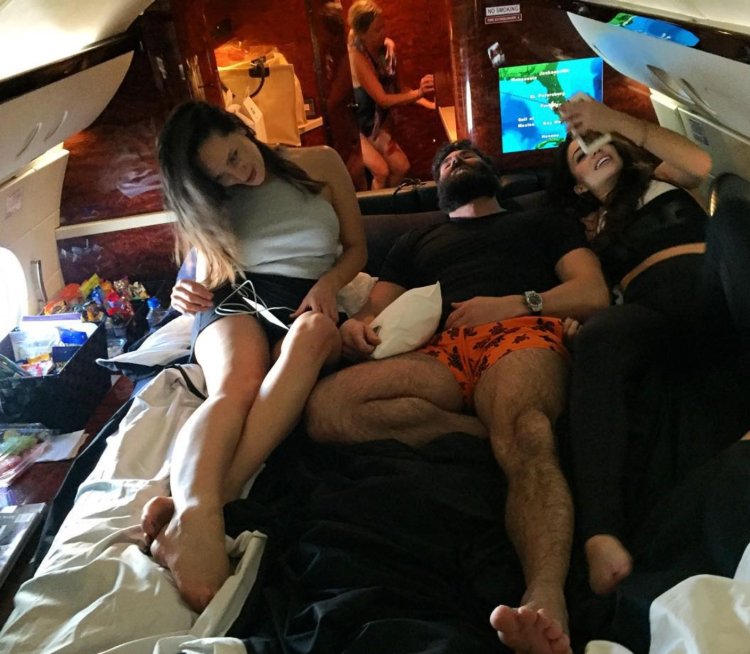 Dan Bilserian with girls