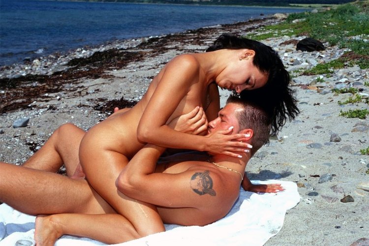 FKK-Cople Beim Sex Am Strand, FKK-EX Am Strand