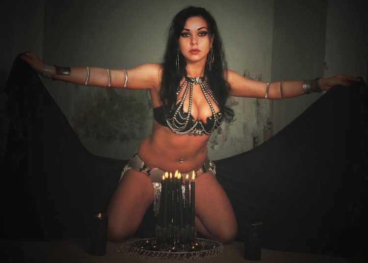 Mature Chechens are private